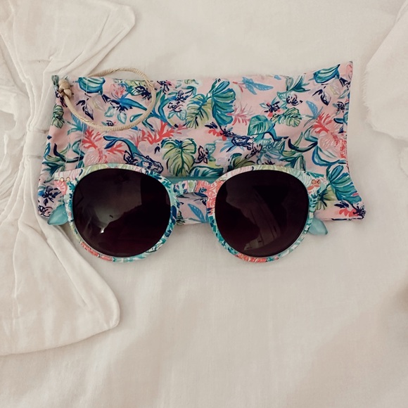lilly pulitzer sunglasses